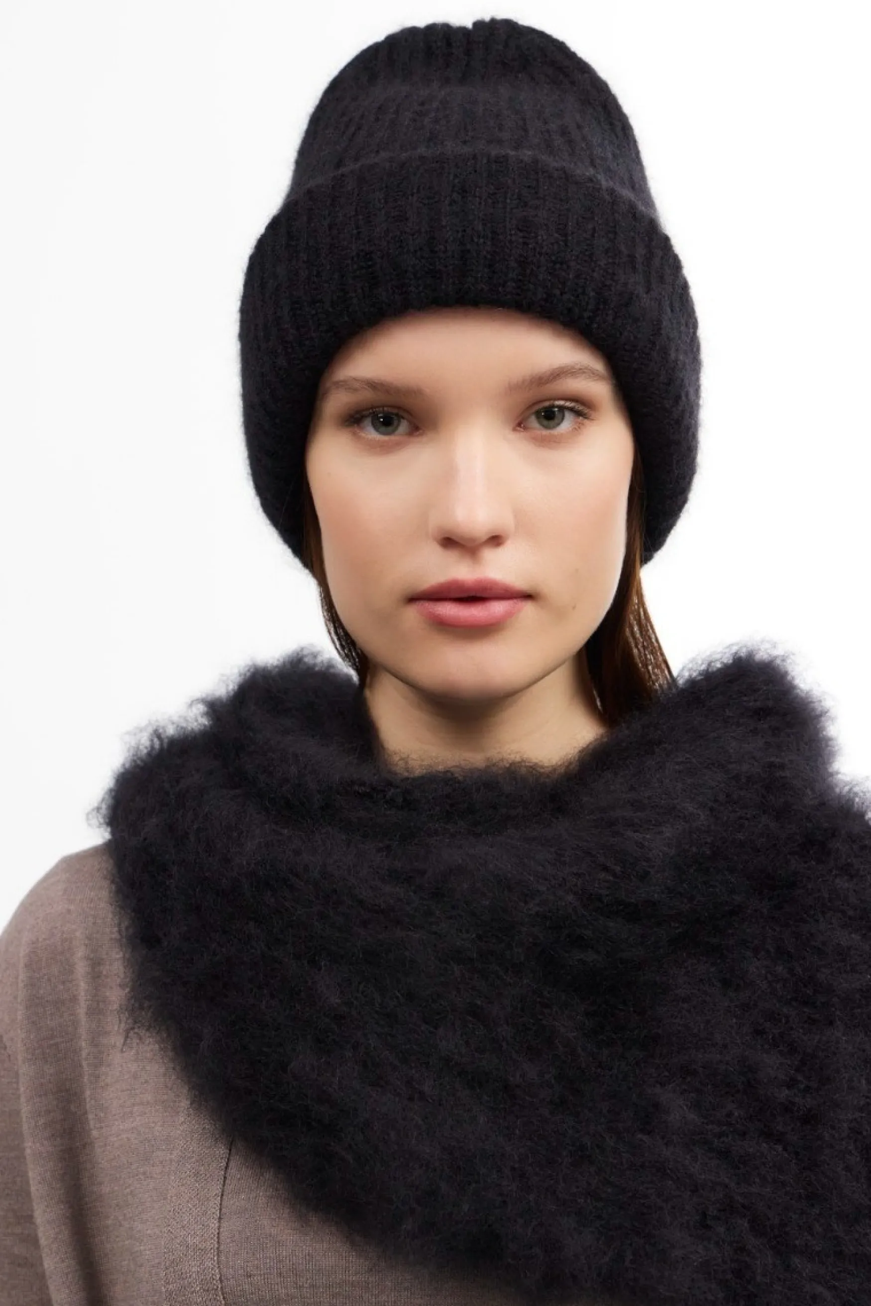 New Balmuir Adalyn beanie, black
