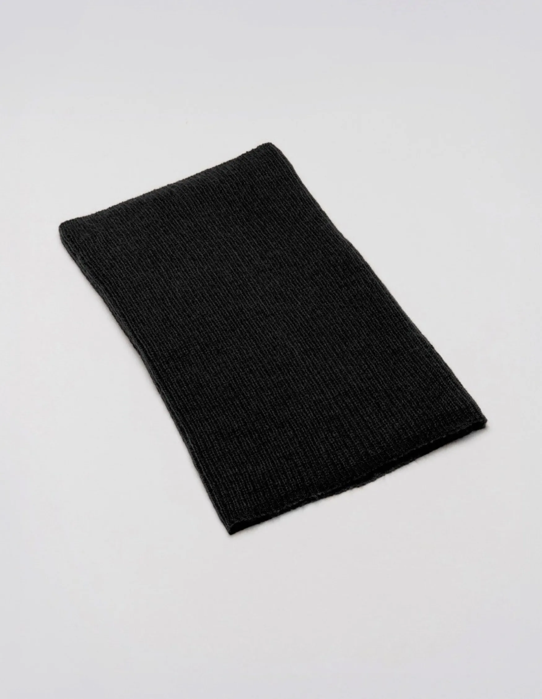 Best Balmuir Adalyn tube collar, black