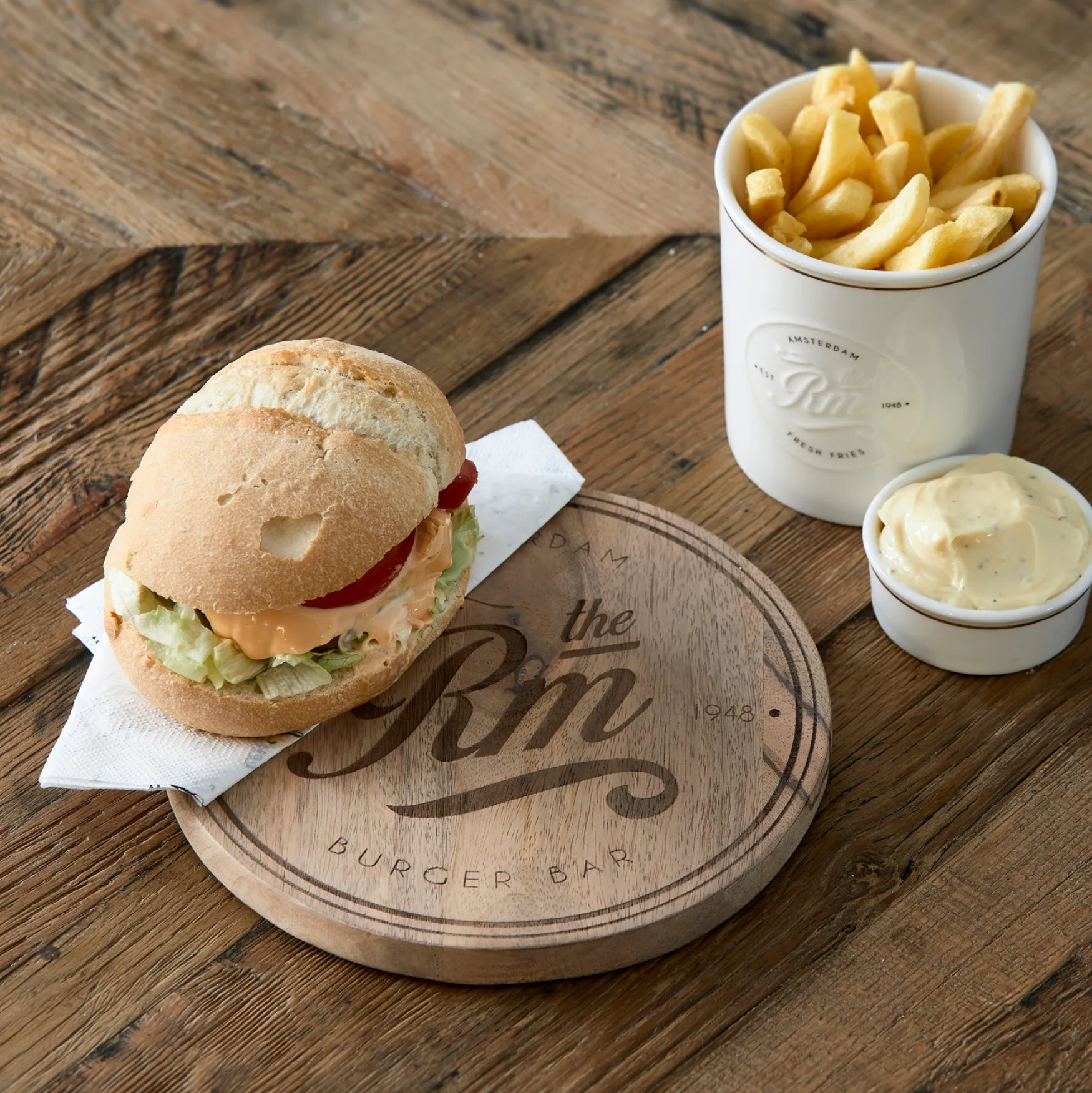 Outlet Rivièra Maison Amsterdam burger bar serving board