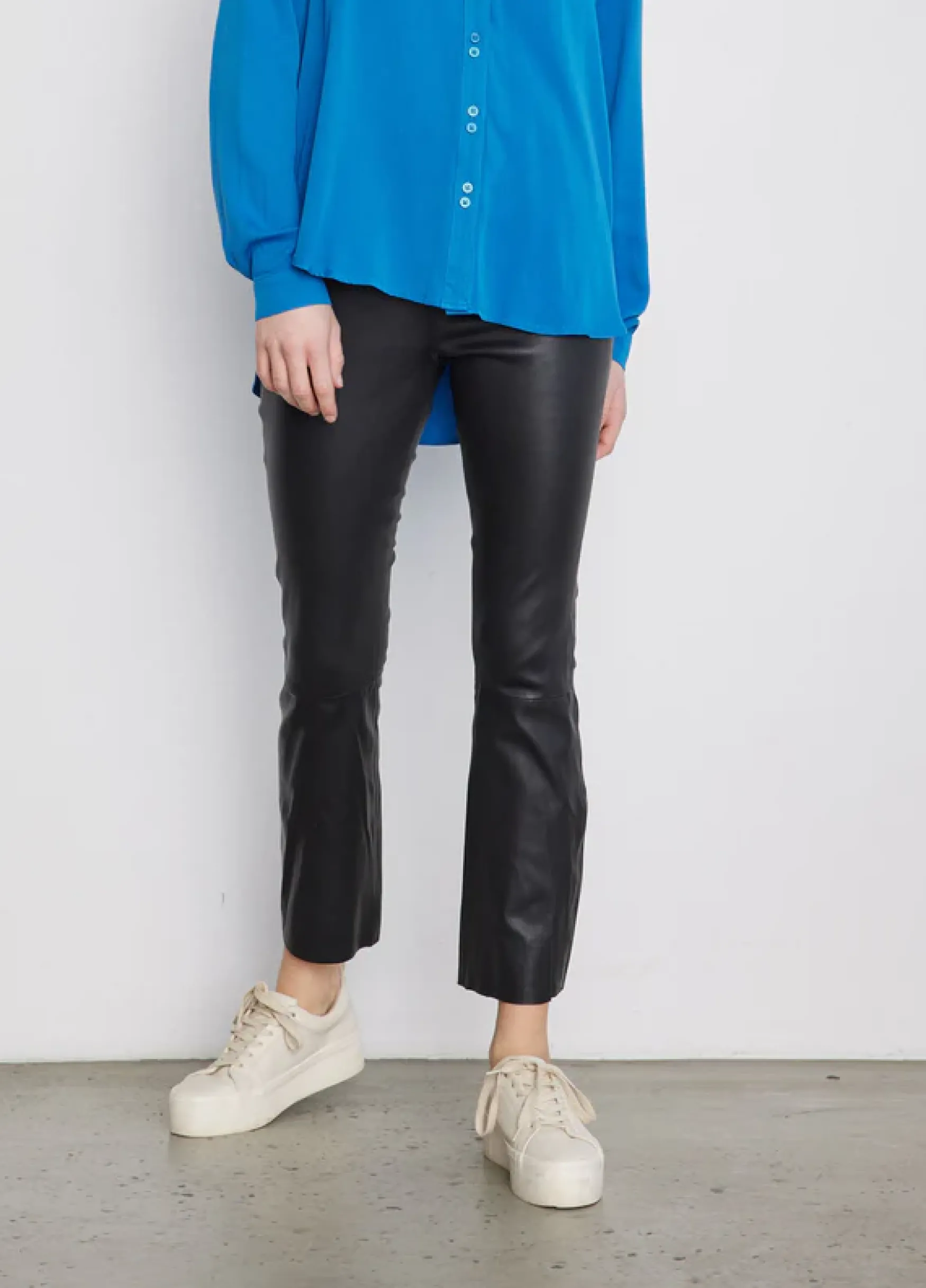 Online Coster Copenhagen Cropped leather leggings, black