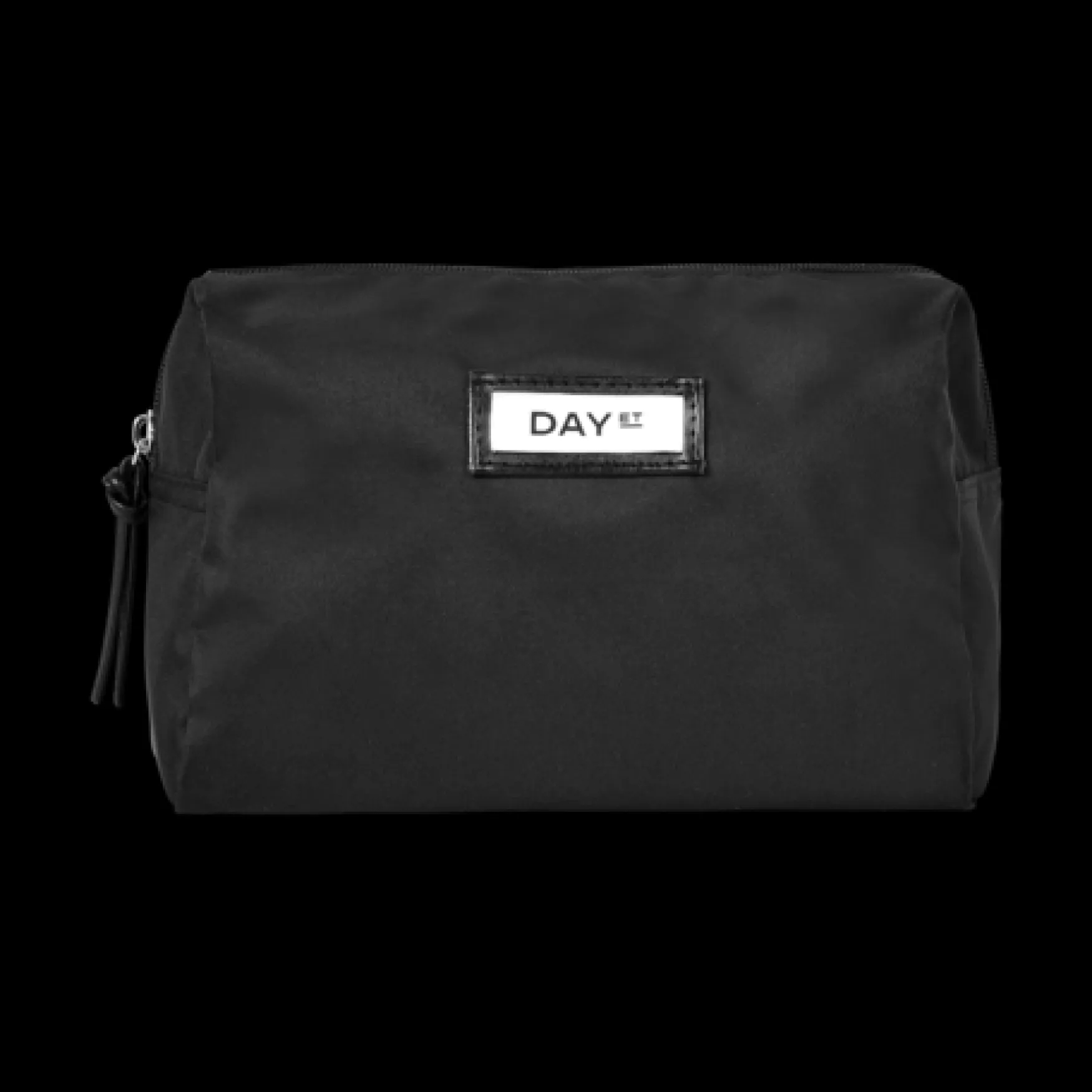 New Day Et Gweneth re-s beauty, black