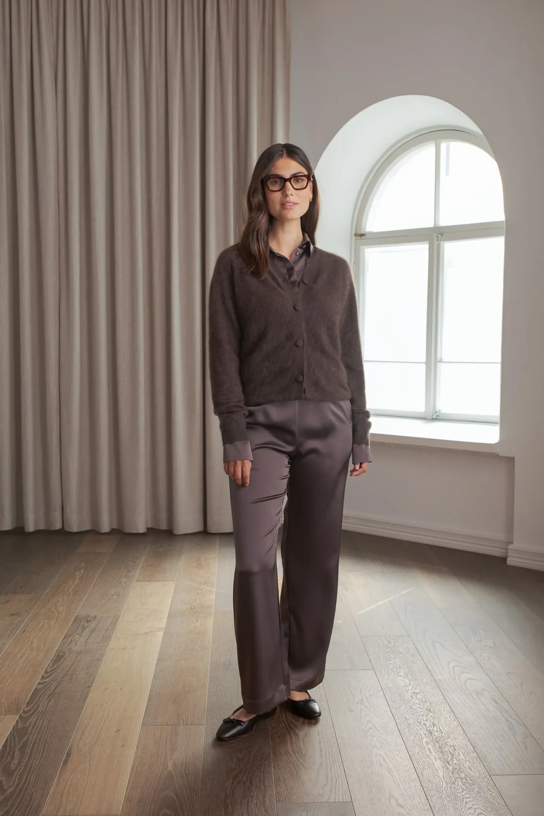 Clearance Original Story Karla twin set cashmere cardigan, dark chocolate