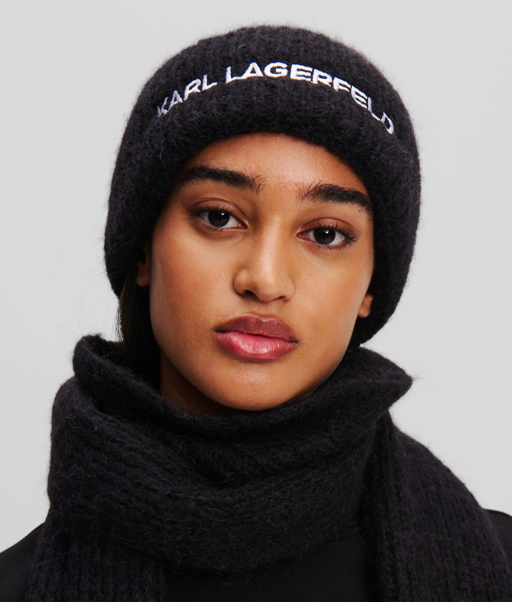 Sale KARL LAGERFELD K/Essential beanie, black