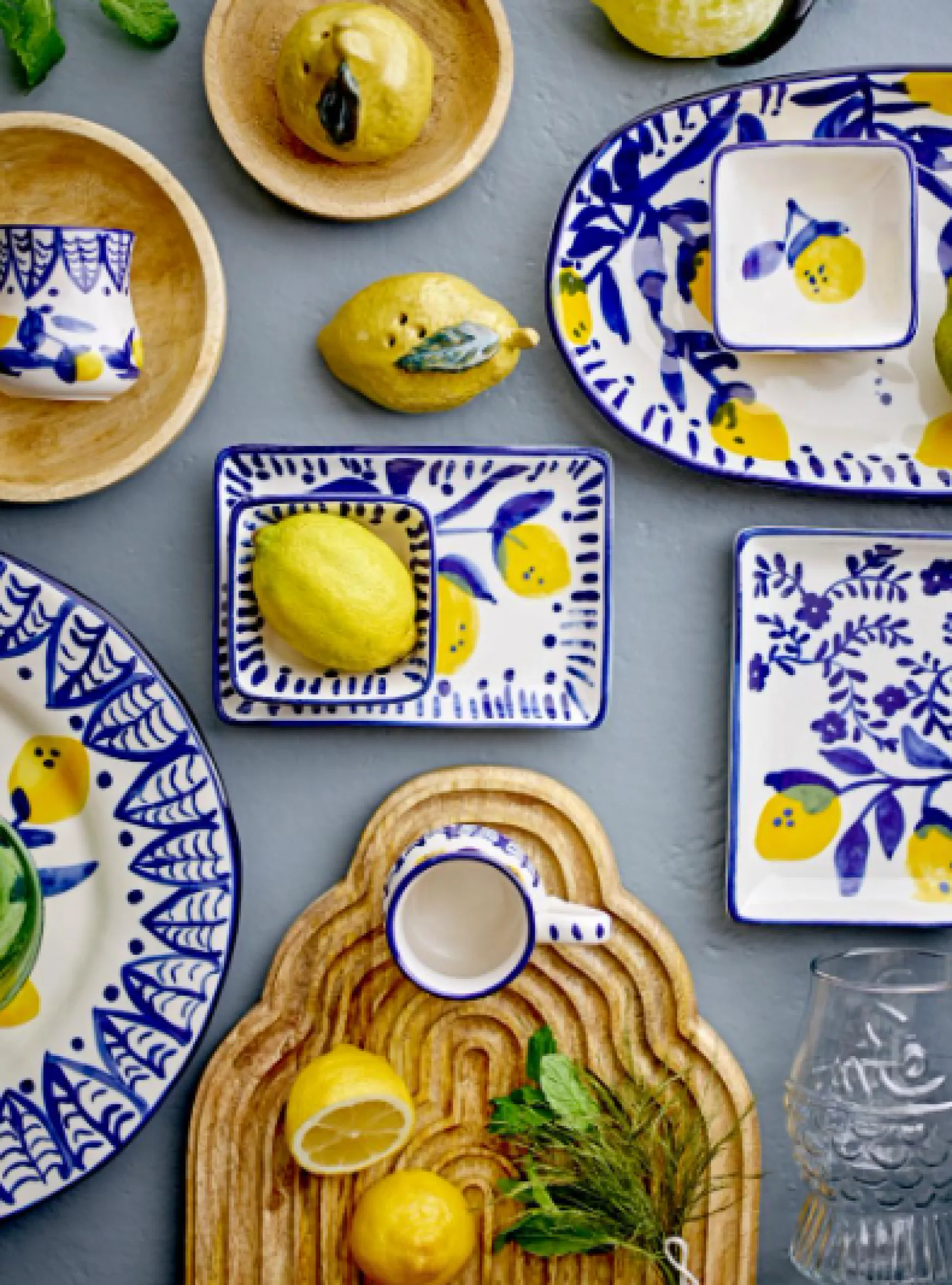 Best Bloomingville Maxima plate, blue