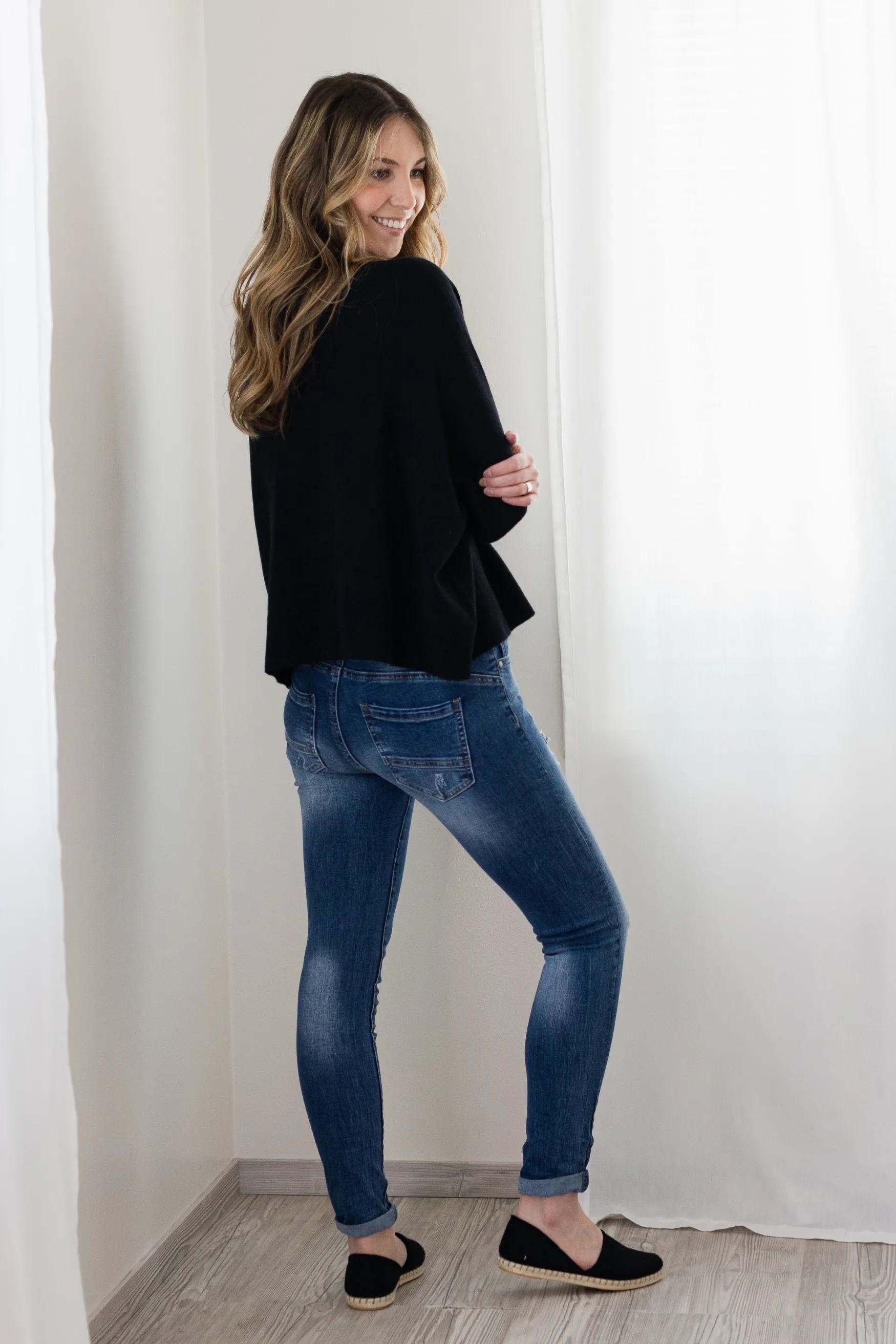 Best Piro Jeans , ripped