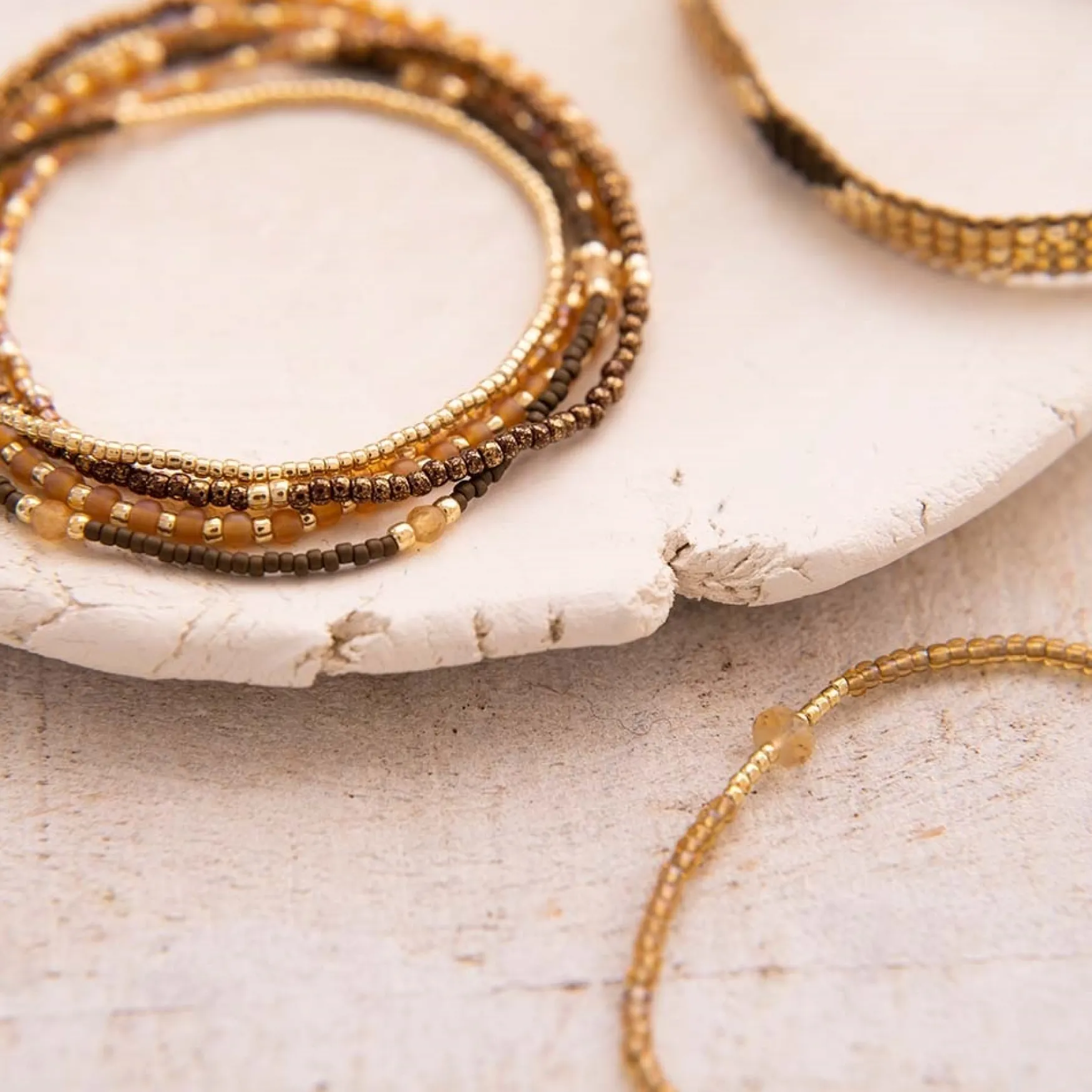 Fashion A Beautiful Story Respect citrine bracelet gold