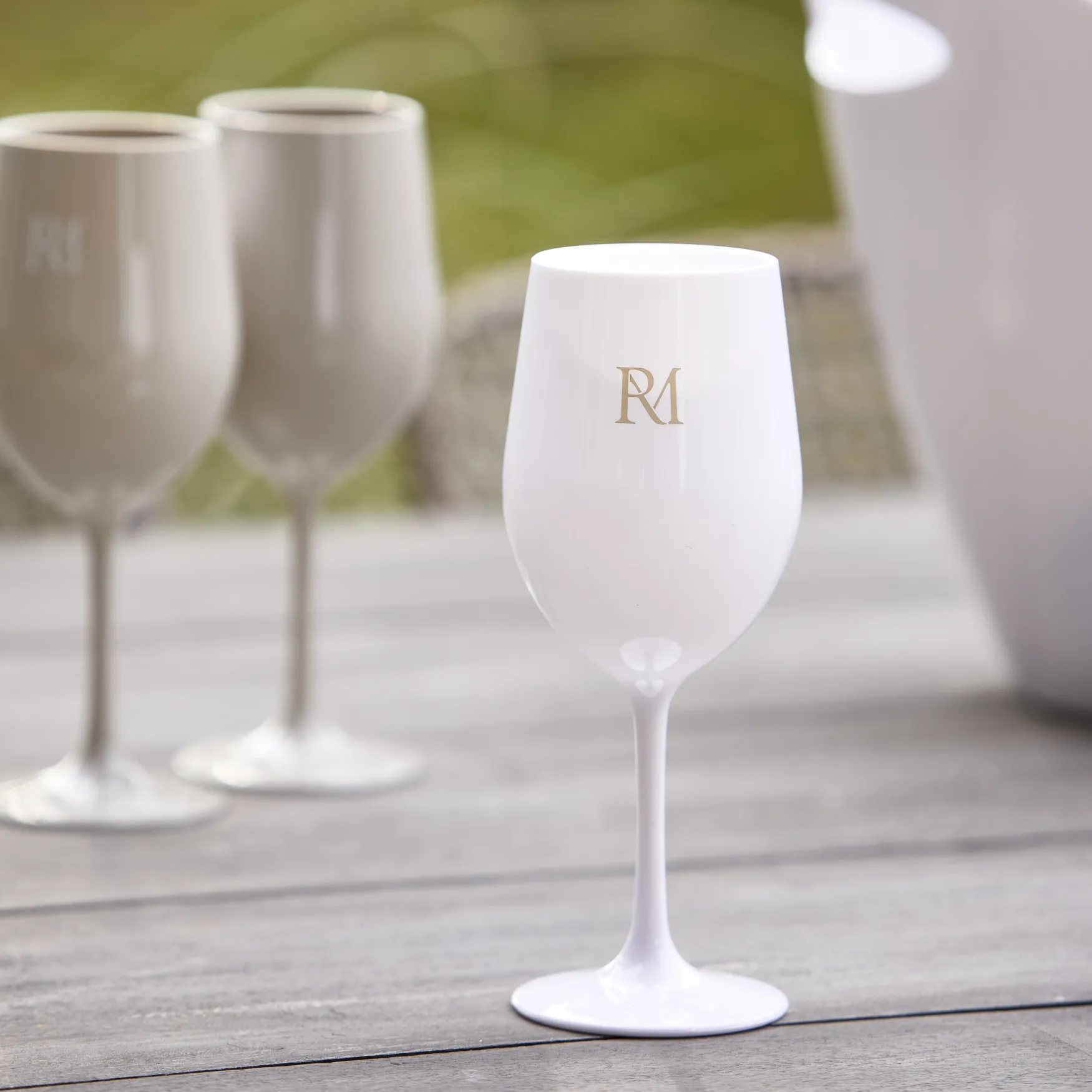 New Rivièra Maison RM monogram outdoor wine glass, white