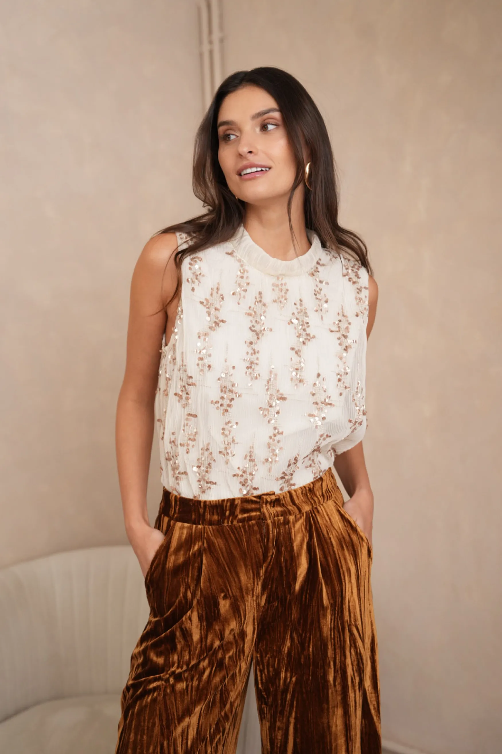 Fashion Choklate Paris Sequins top, ecru